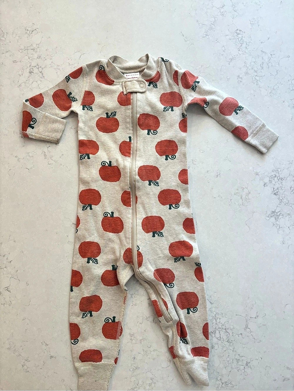 Hanna Andersson Sleeper in Organic Cotton Apple Print 80 cm